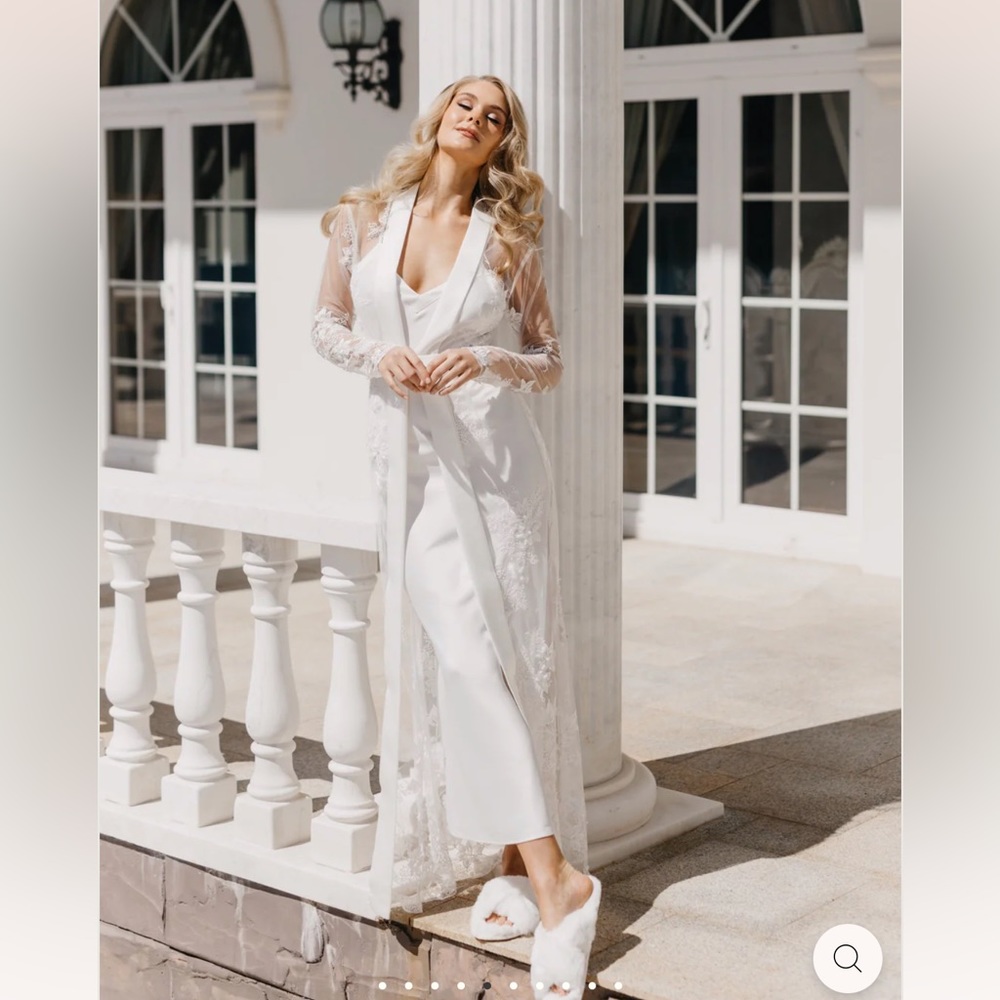 L Rose MONIQUE PEARL BEADED MAXI - INCLUDES SLIP